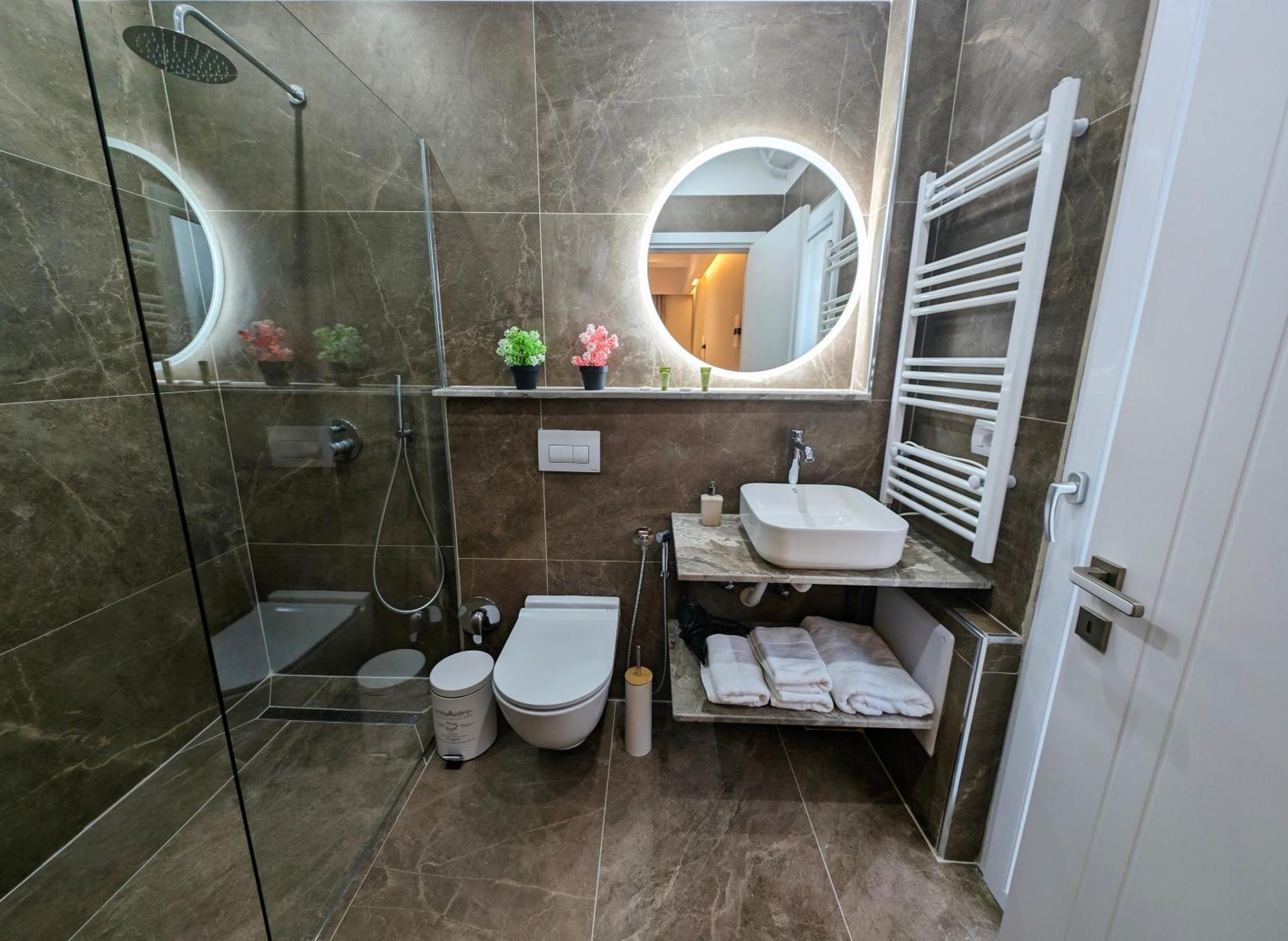 בראט Villa With Garden And Veranda מראה חיצוני תמונה